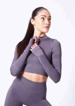 Move Dance Orianna Seamless Zip Crop Top 15 Move Dance Orianna Seamless Zip Crop Top -Dance Costume Store moz0503 sharkgrey close up front 47444.1684799014